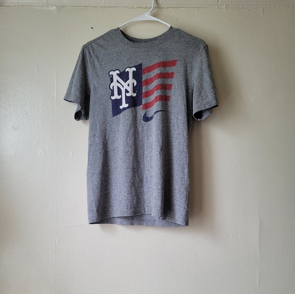 Nike T-shirt